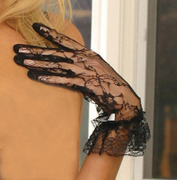 Lace w/ frills Black Glove